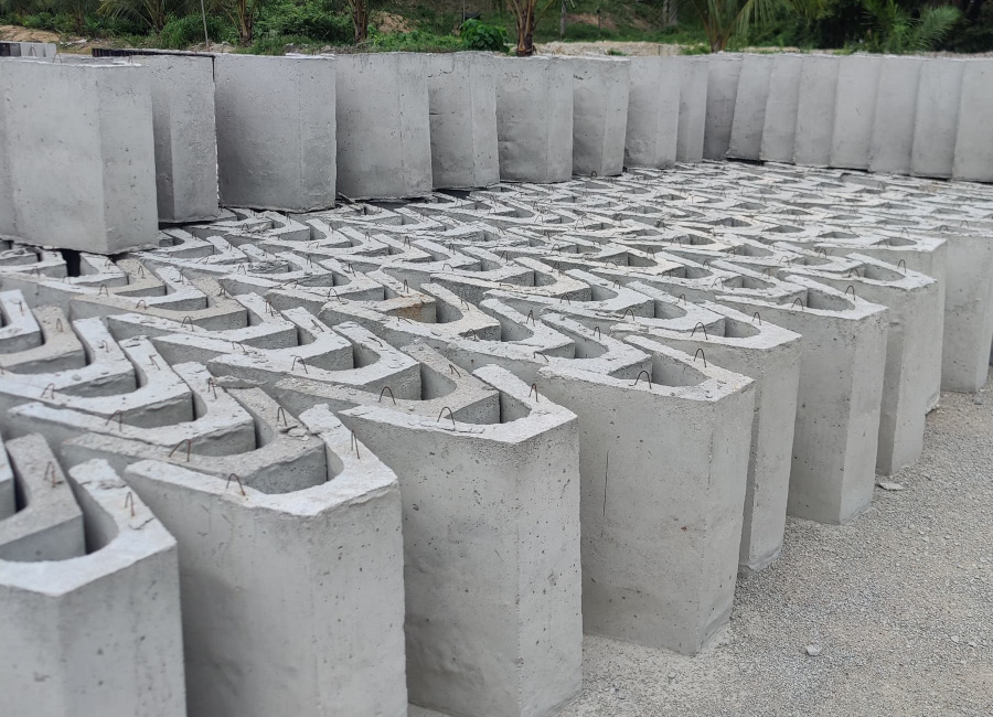 V DRAIN